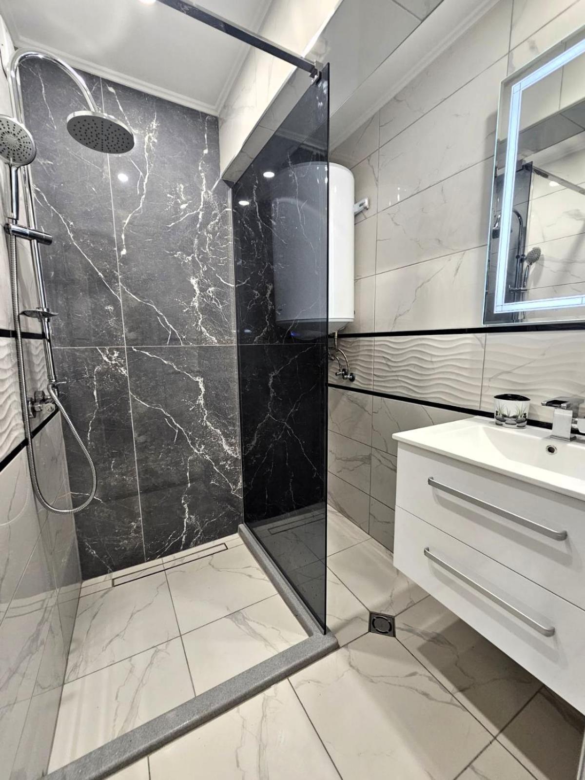 Apartment Bohemi With Free Parking 布尔加斯 外观 照片